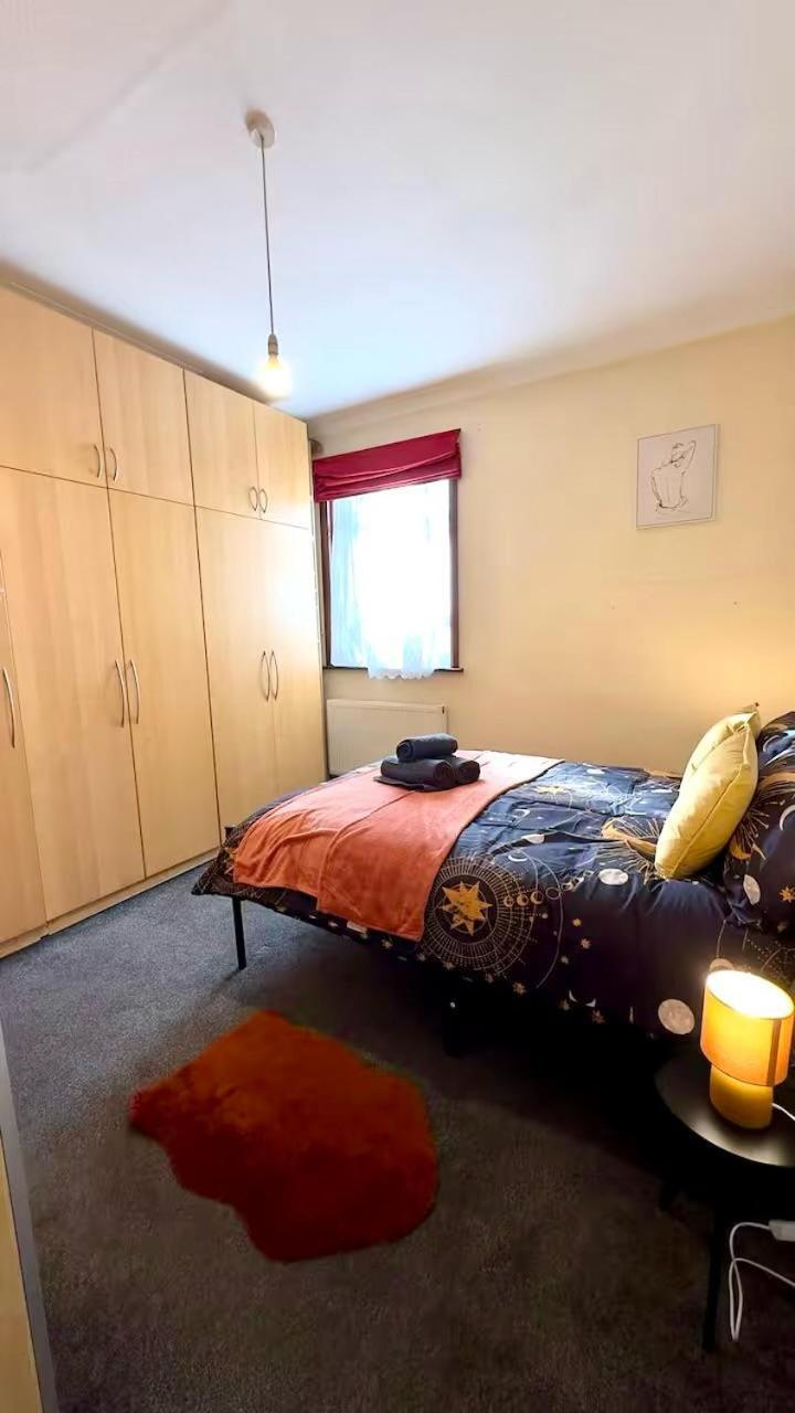 25 Minutes To Central London Rooms 35 Extérieur photo