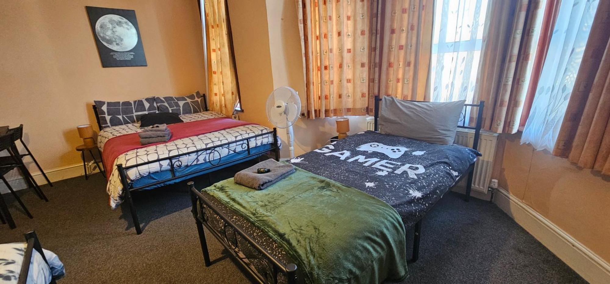 25 Minutes To Central London Rooms 35 Extérieur photo